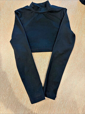 Cloud 9 Living Girls Black Athletic Crop Top Size 8Y/CM